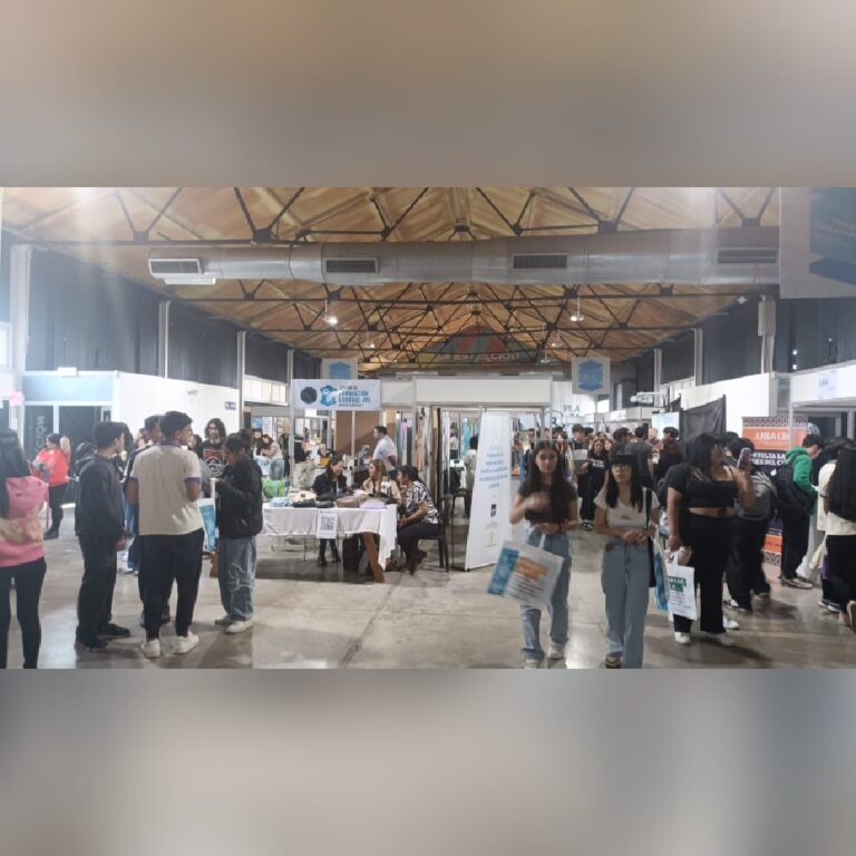 squarephoto_202510221647643