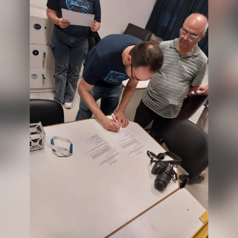 cc06c2f9-7871-443e-b0fc-dce4e18e0113